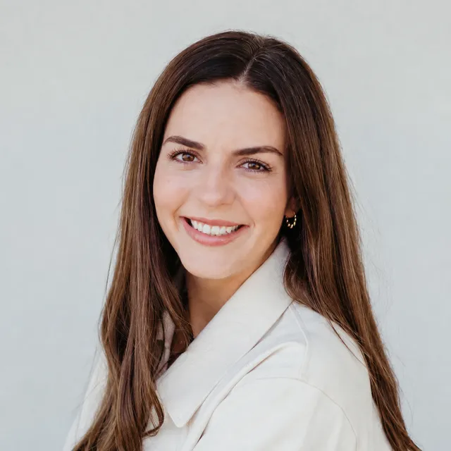 Andrea Barr